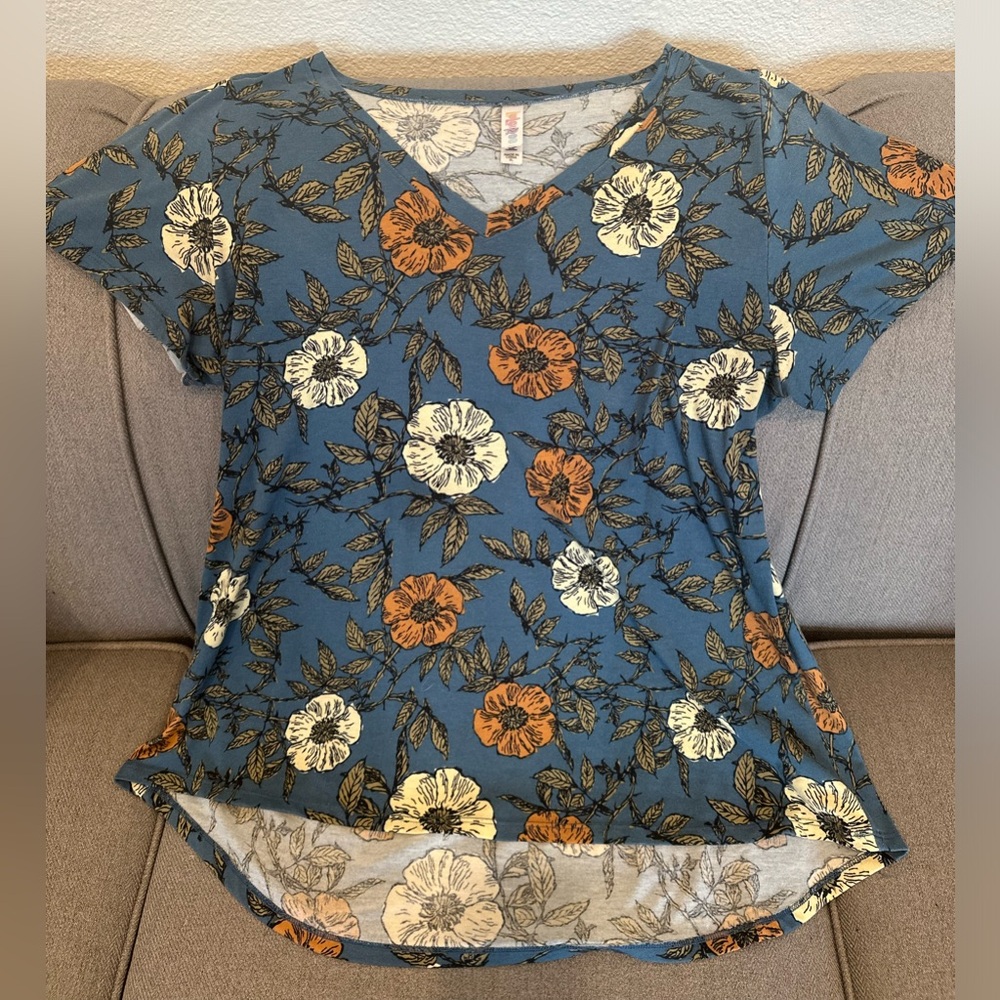 LulaRoe Classic T